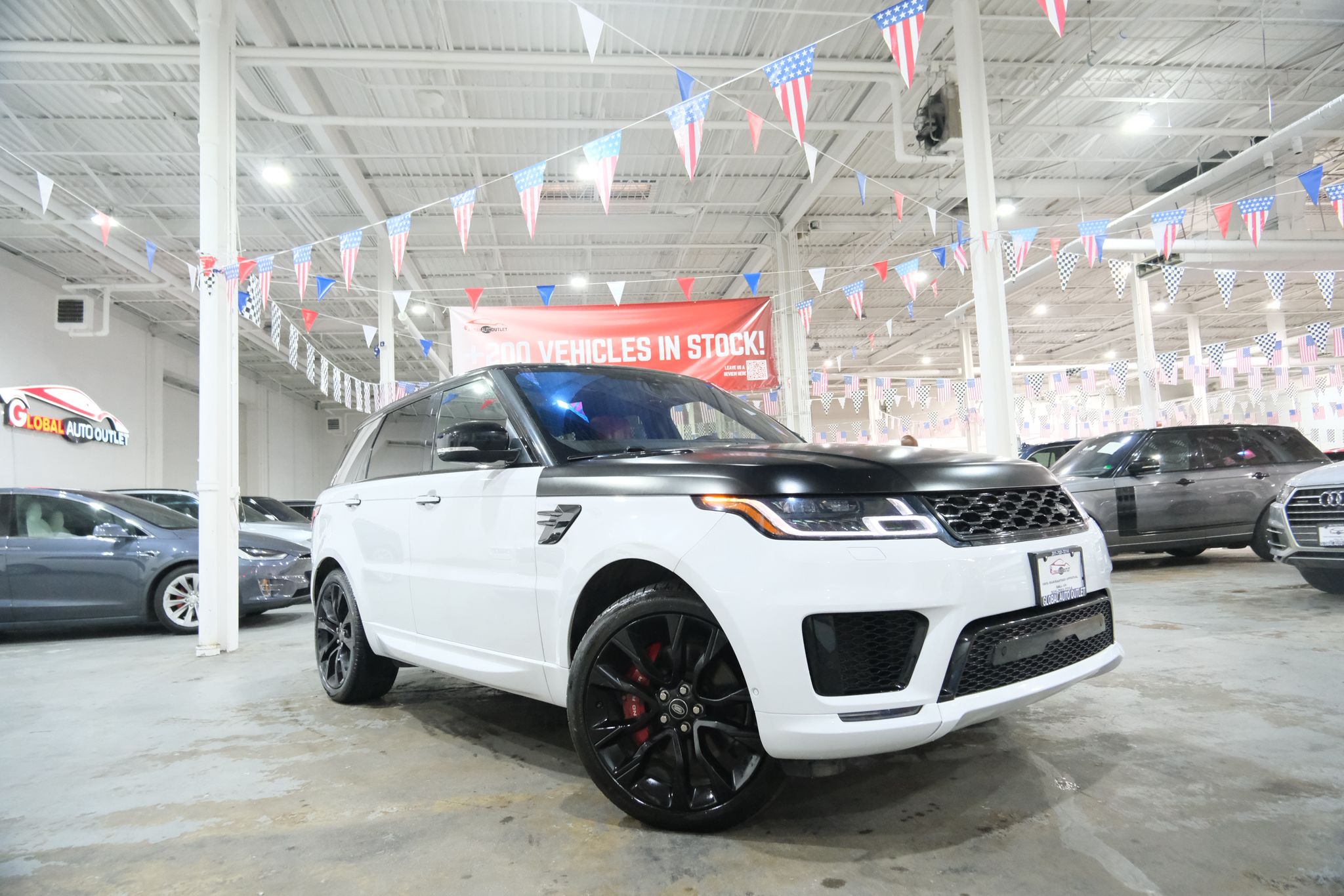 2021 Land Rover Range Rover Sport HST photo 2