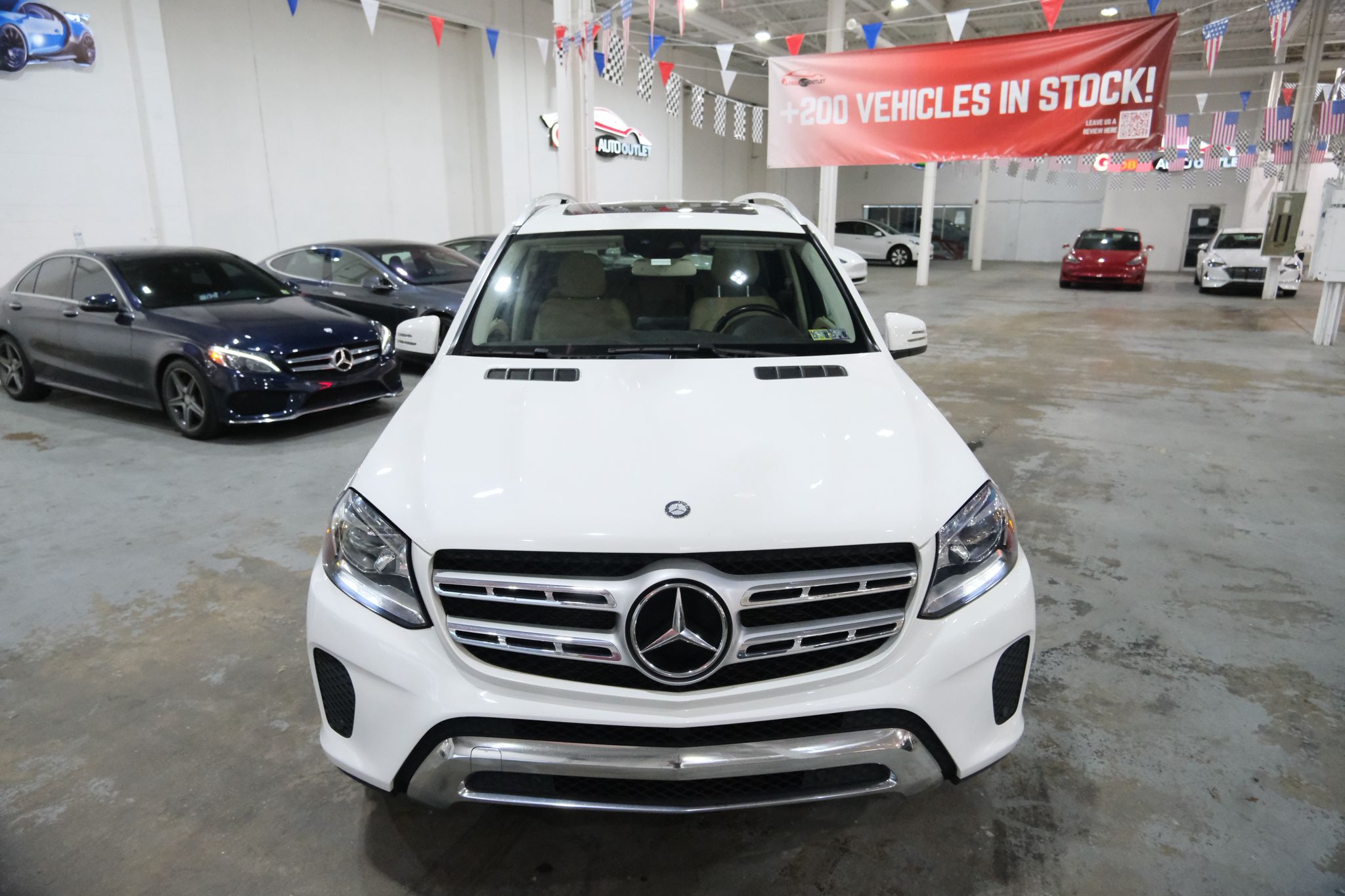 2017 Mercedes Benz GLS 450 4MATIC photo 2