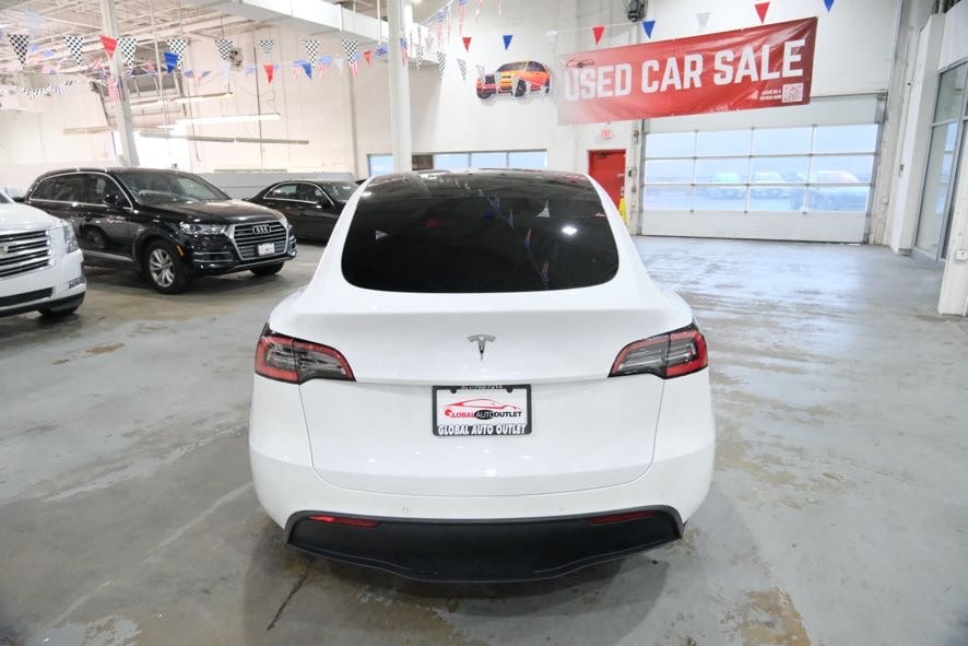 2021 Tesla Model Y Standard Range - Photo 9