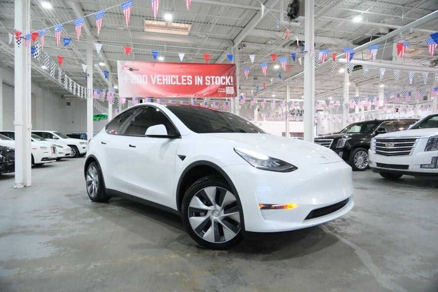 2021 Tesla Model Y Standard Range photo 2