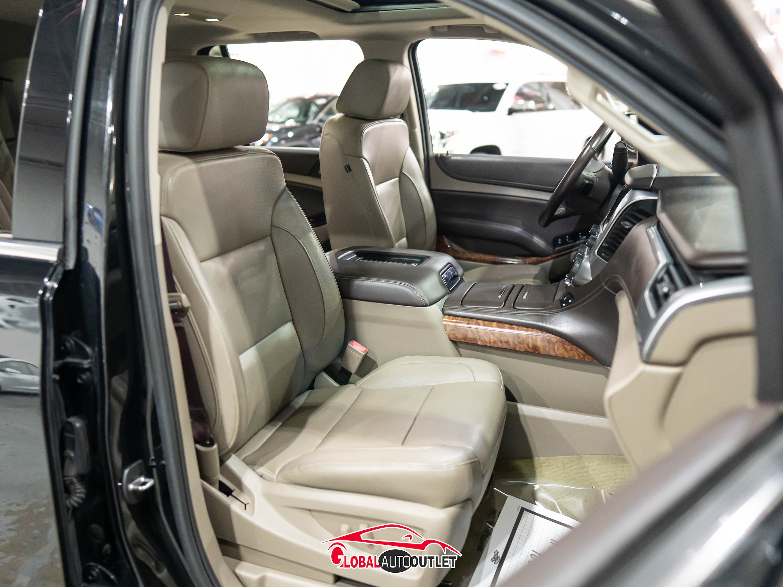 2017 Chevrolet Tahoe Premier - Photo 16