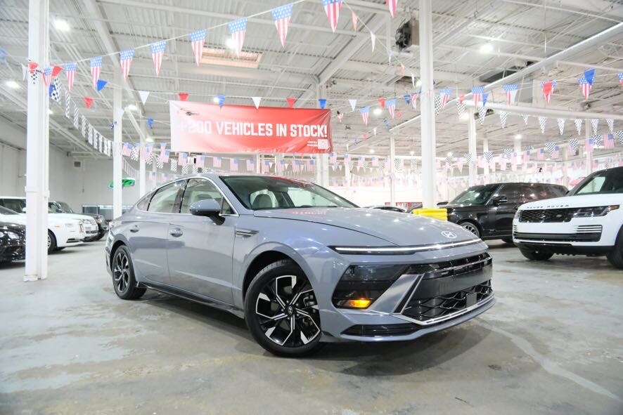 2024 Hyundai Sonata SEL photo 2