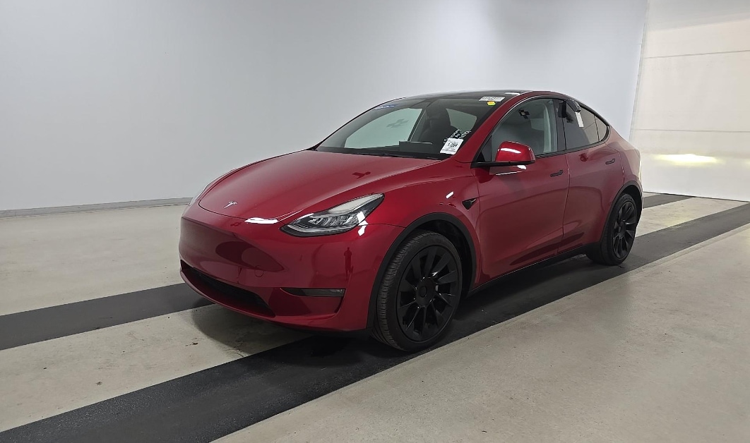 2022 Tesla Model Y Long Range Dual Motor All-Wheel Drive's photo