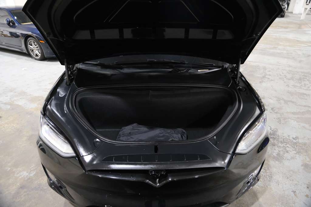2020 Tesla Model X Performance - Photo 35