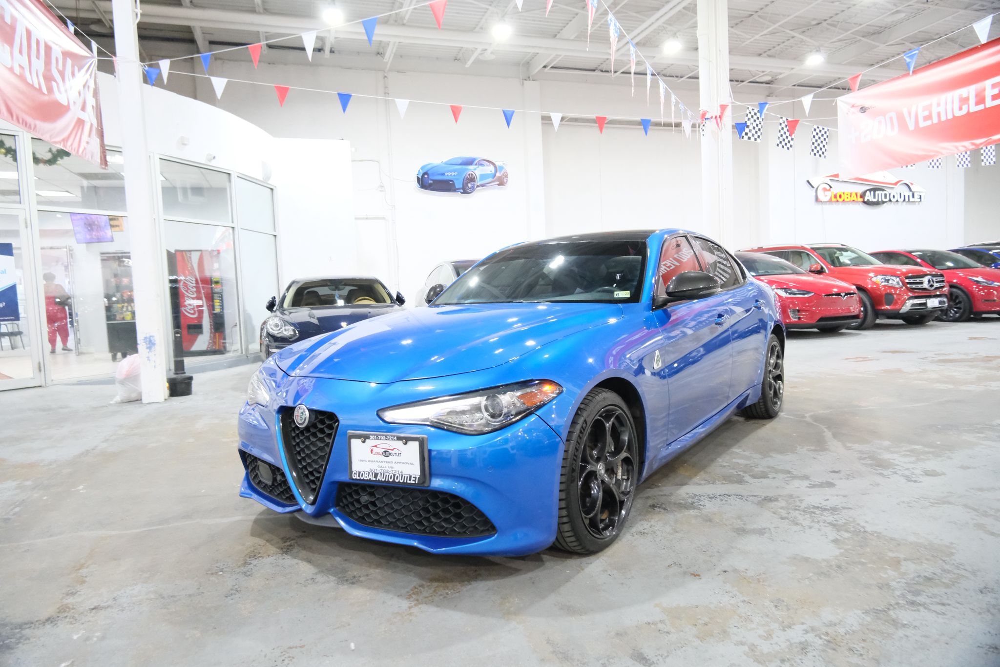 2018 Alfa Romeo Giulia Sport photo 4