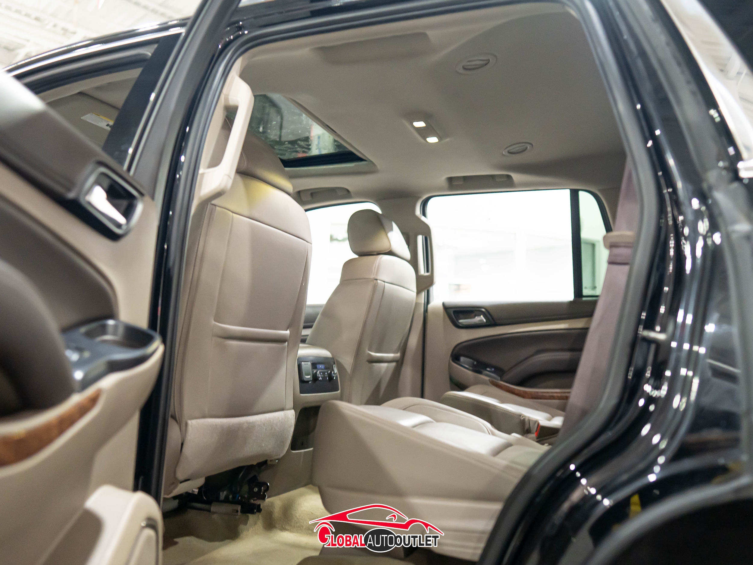 2017 Chevrolet Tahoe Premier - Photo 21