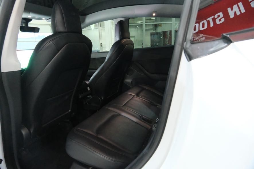 2021 Tesla Model Y Standard Range - Photo 20