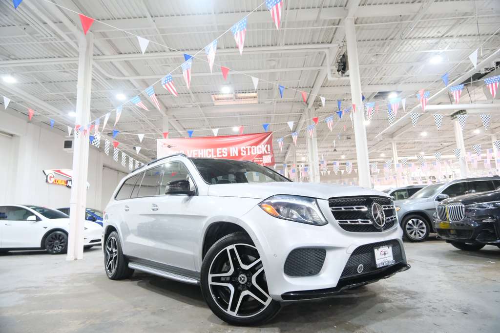 2018 Mercedes Benz GLS 550 4MATIC photo 2