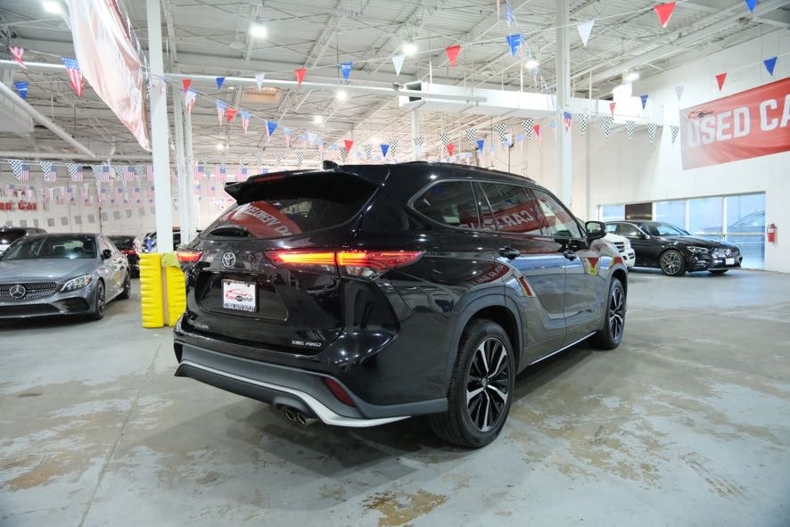 2021 Toyota Highlander XSE - Photo 12