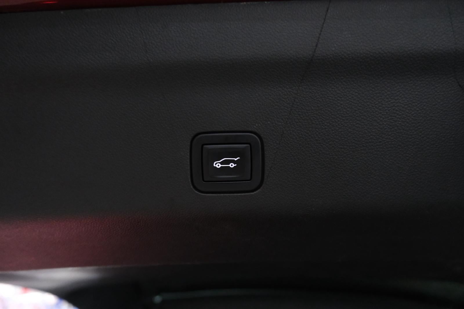 2022 Chevrolet Tahoe RST - Photo 11