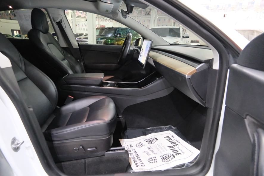 2021 Tesla Model Y Standard Range - Photo 31