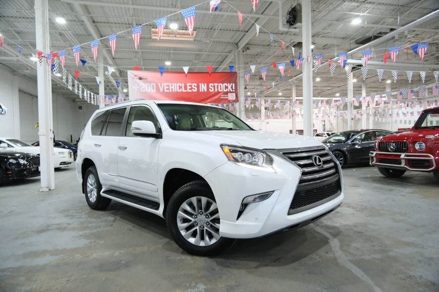 2017 Lexus GX 460 photo 2