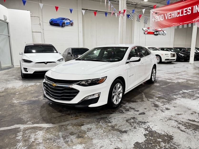 2025 Chevrolet Malibu 1LT photo 3
