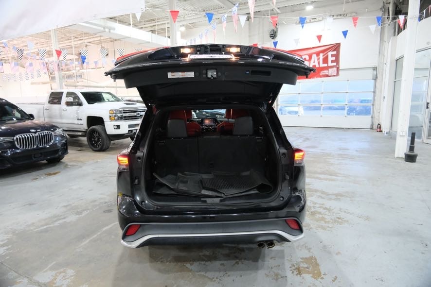 2021 Toyota Highlander XSE - Photo 10