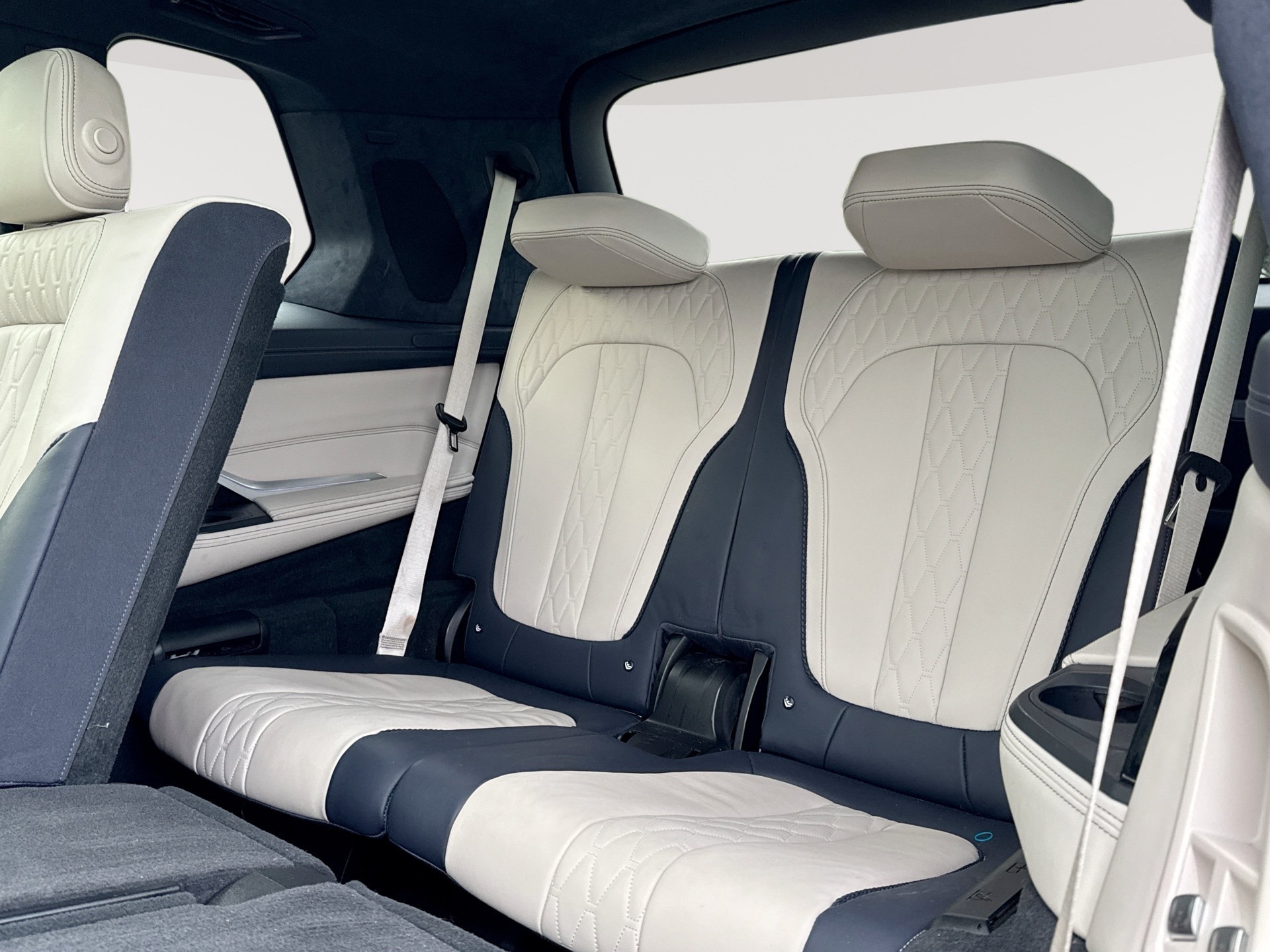 2021 BMW X7 M50i - Photo 27