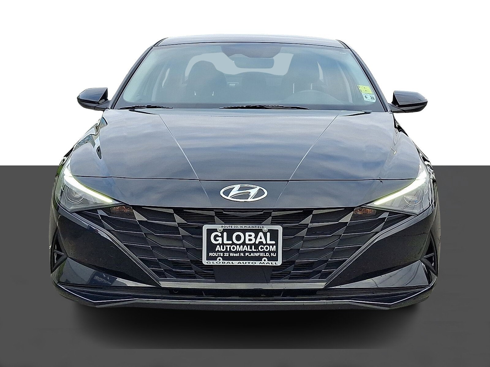 2023 Hyundai Elantra SEL photo 2