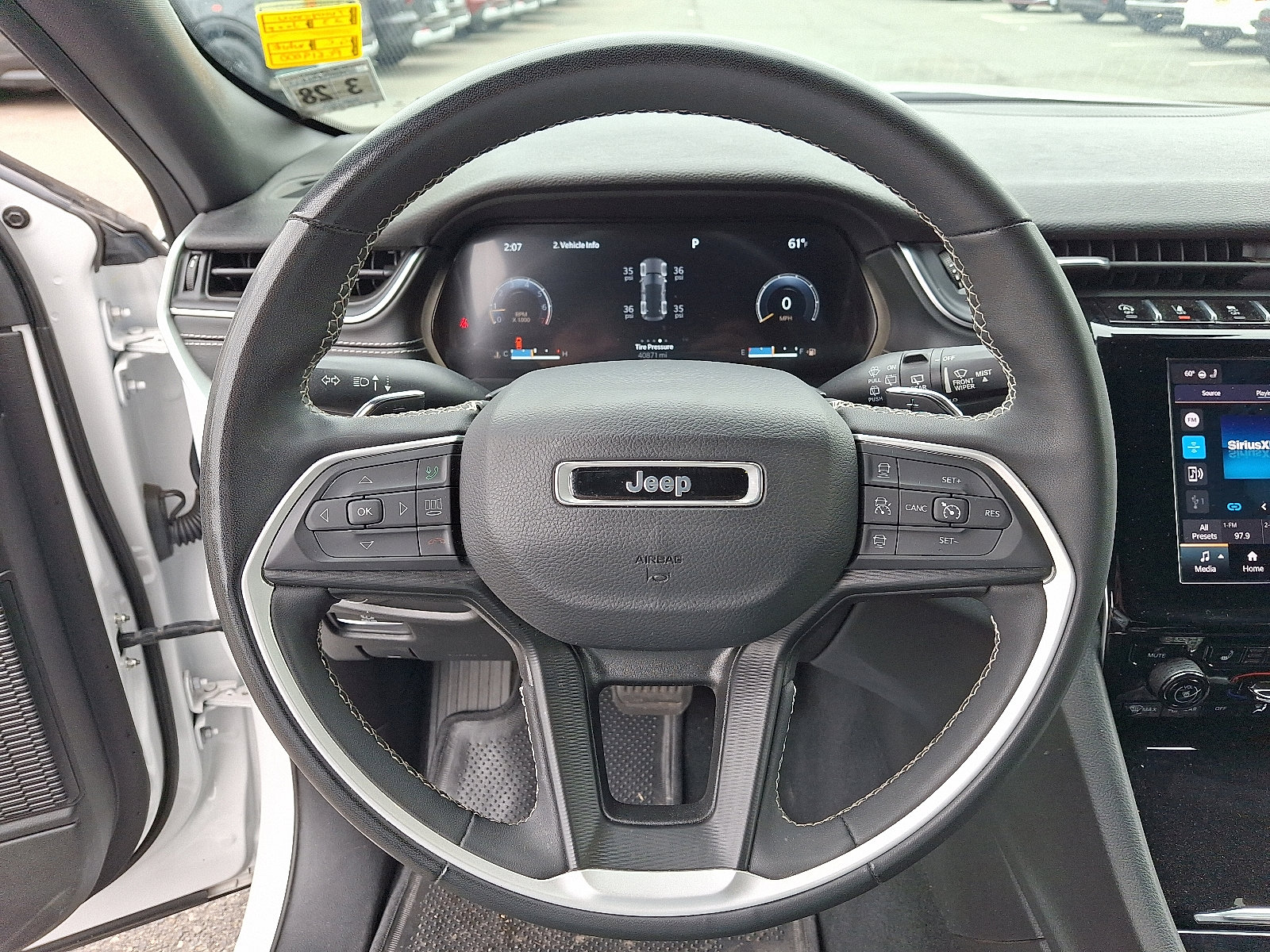 2023 Jeep Grand Cherokee Altitude - Photo 19