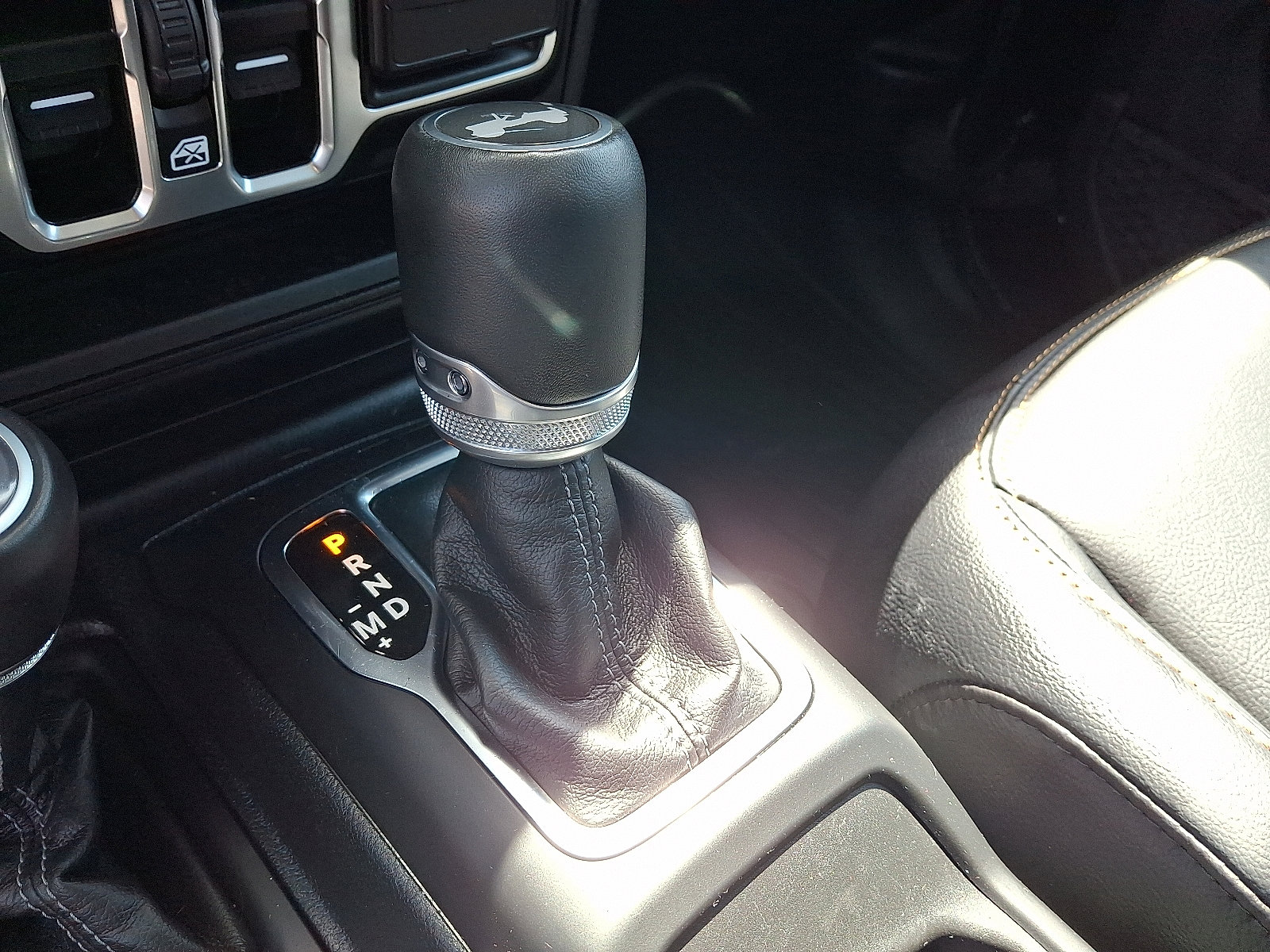 2024 Jeep Wrangler 4xe Sahara 4XE - Photo 15