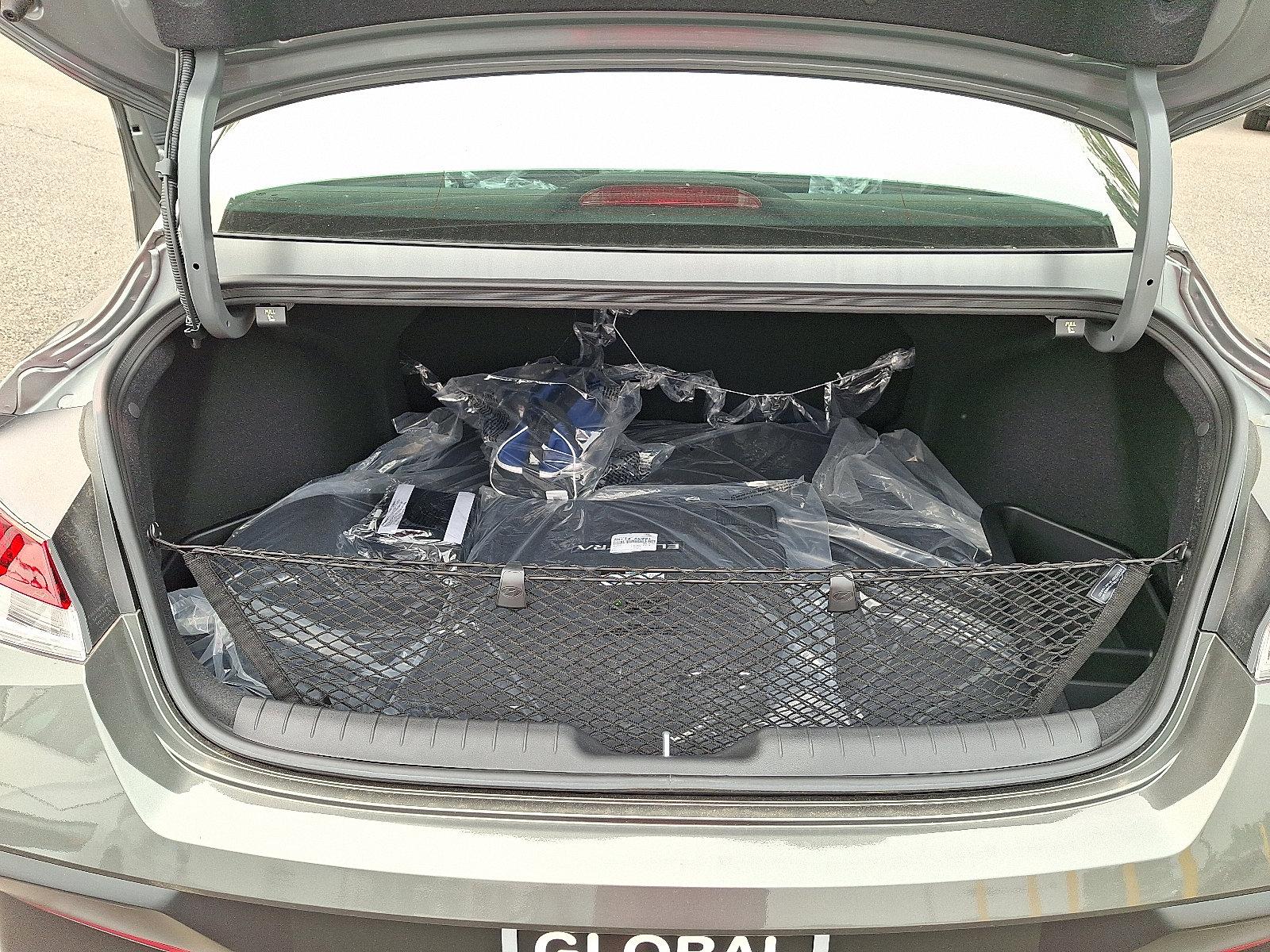 2026 Hyundai Elantra SEL - Photo 15