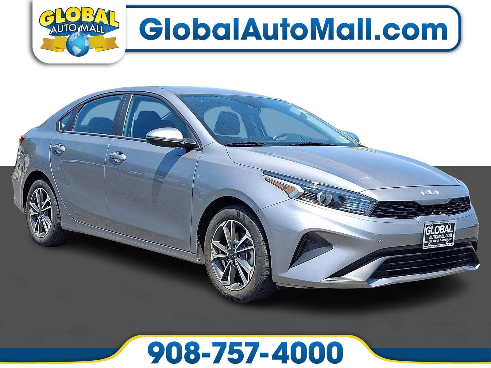 2023 Kia Forte LXS AT's photo