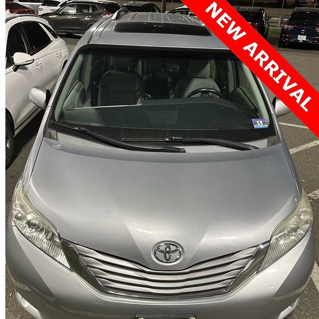Used 2015 Toyota Sienna XLE Van