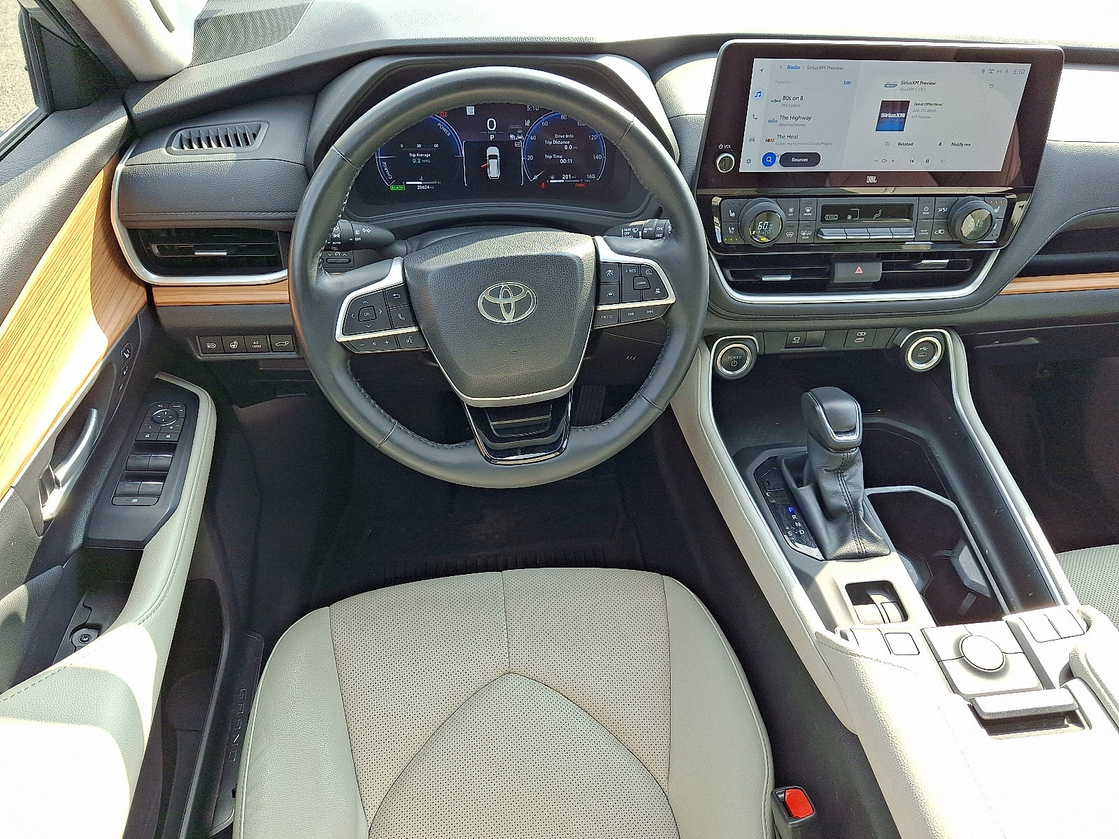 2024 Toyota Grand Highlander Limited - Photo 12