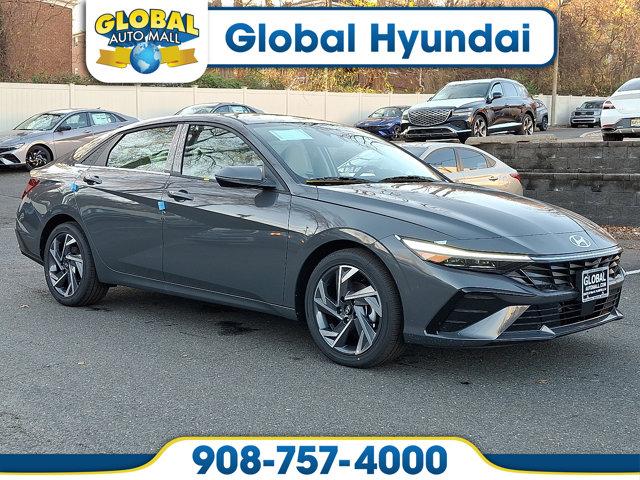 2026 Hyundai Elantra Limited's photo