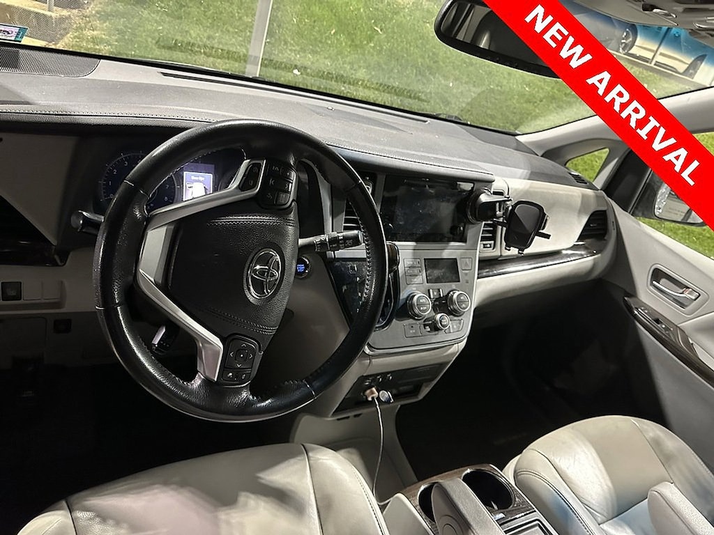 Used 2015 Toyota Sienna XLE Van