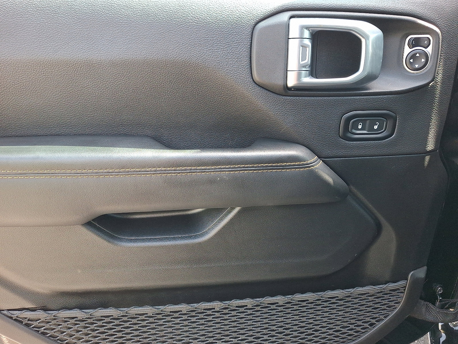 2024 Jeep Wrangler 4xe Sahara 4XE - Photo 13