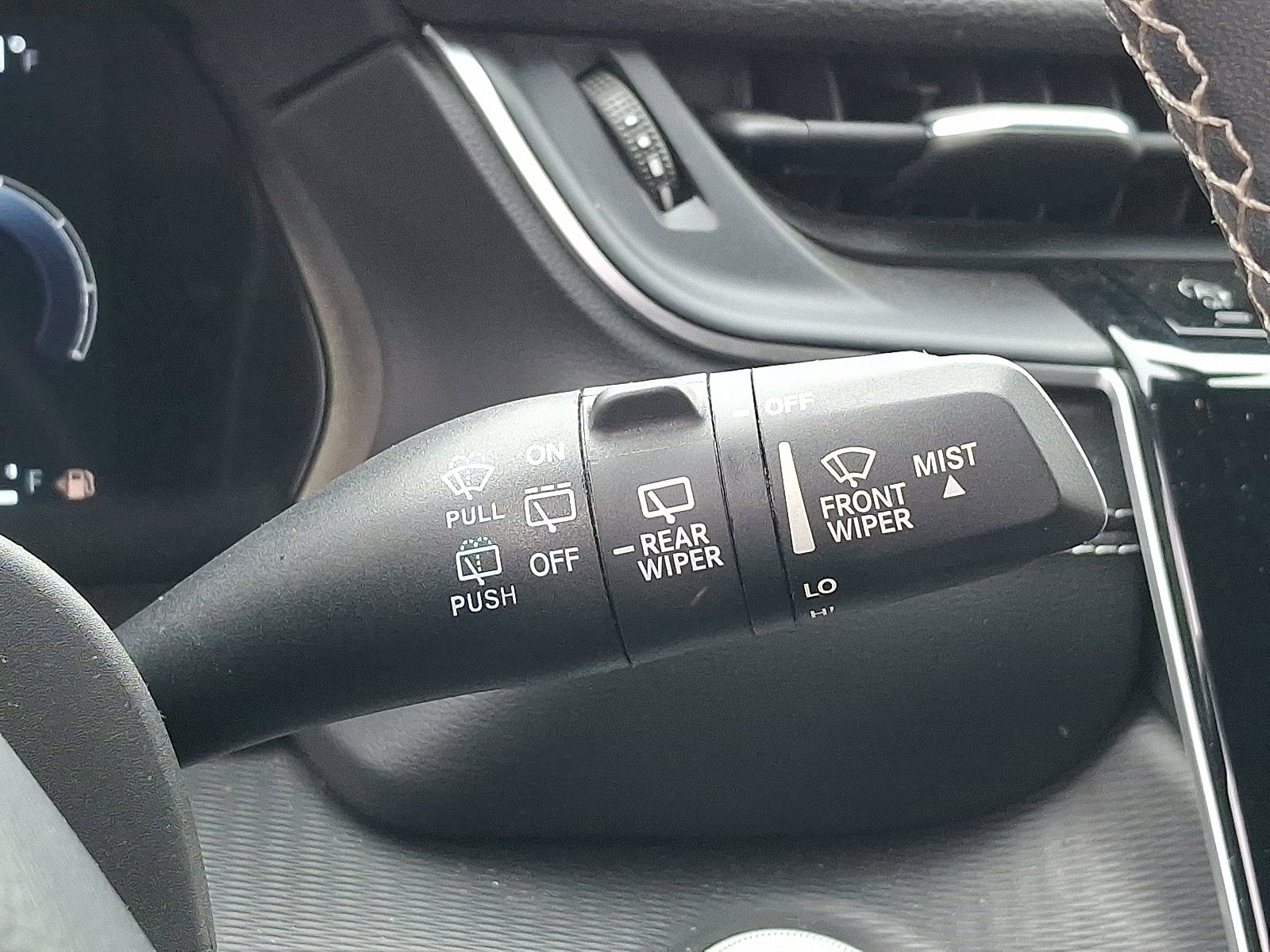 2023 Jeep Grand Cherokee Altitude - Photo 26