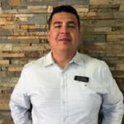 Staff member Byron Marino from ID_2e32b08ff08c