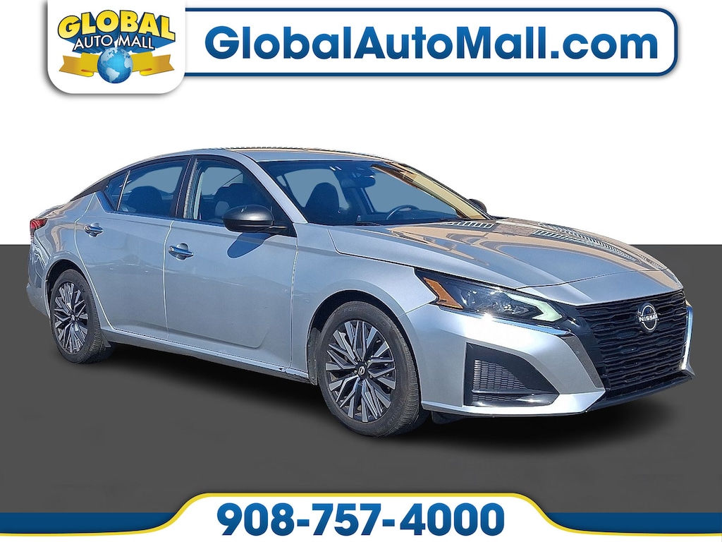 Used 2024 Nissan
