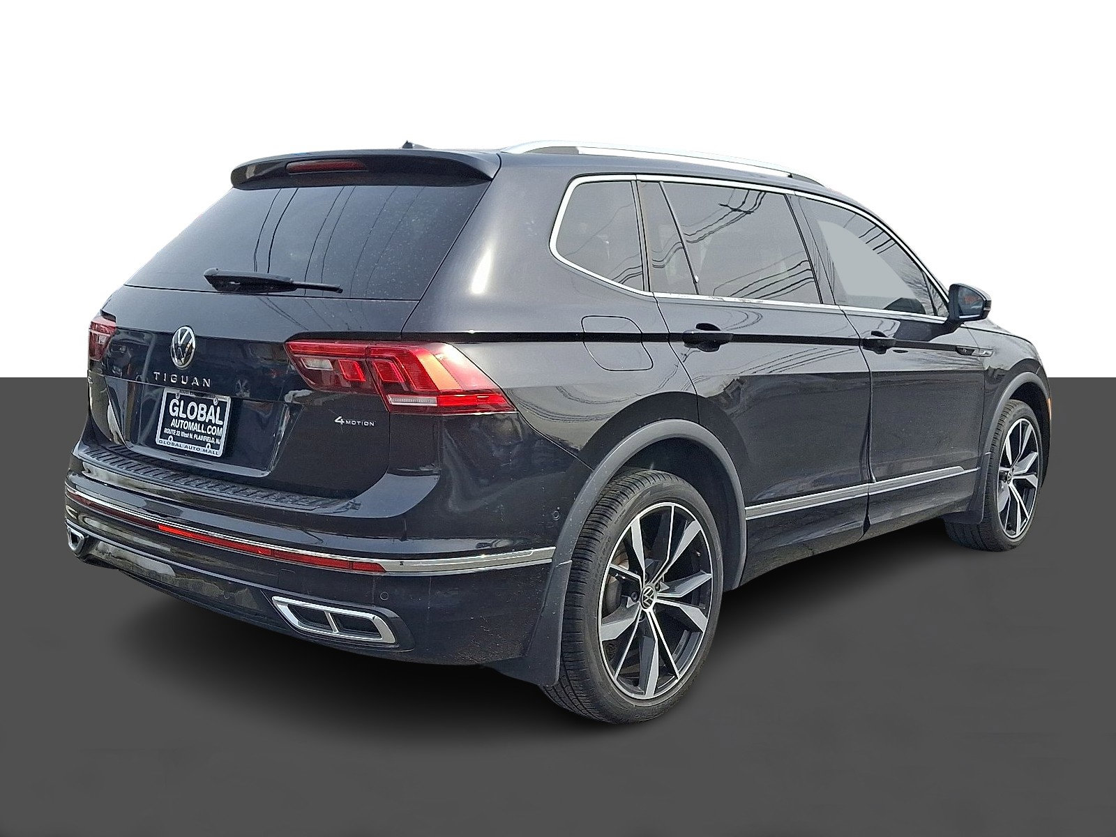 2023 Volkswagen Tiguan SEL R-LINE - Photo 7