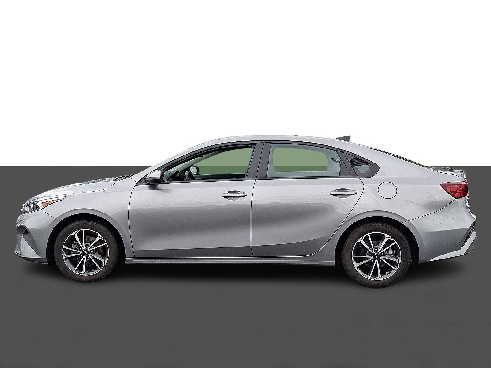 2023 Kia Forte LXS photo 4