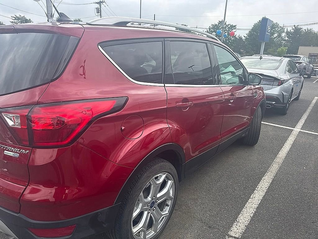 Used 2019 Ford Escape Titanium SUV