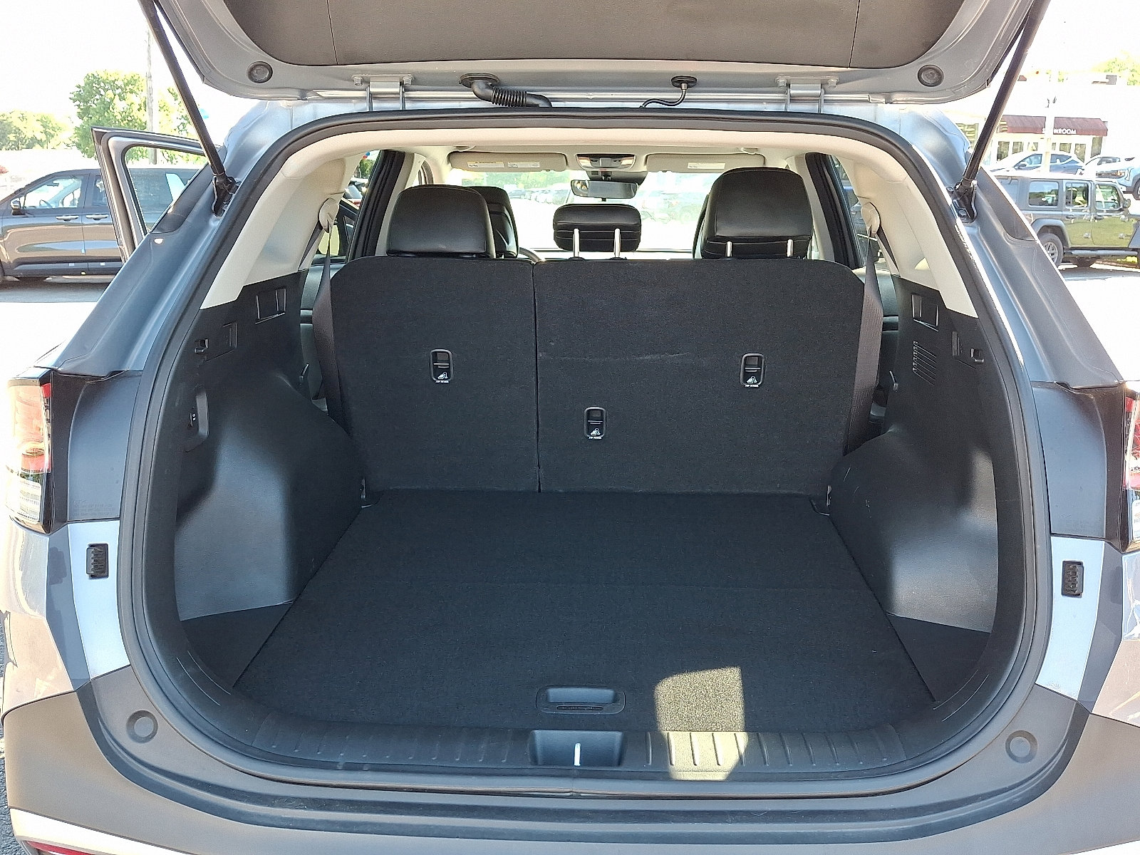 2024 Kia Sportage EX - Photo 31