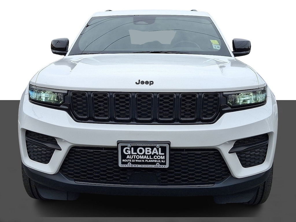 Used 2023 Jeep Grand Cherokee Laredo SUV