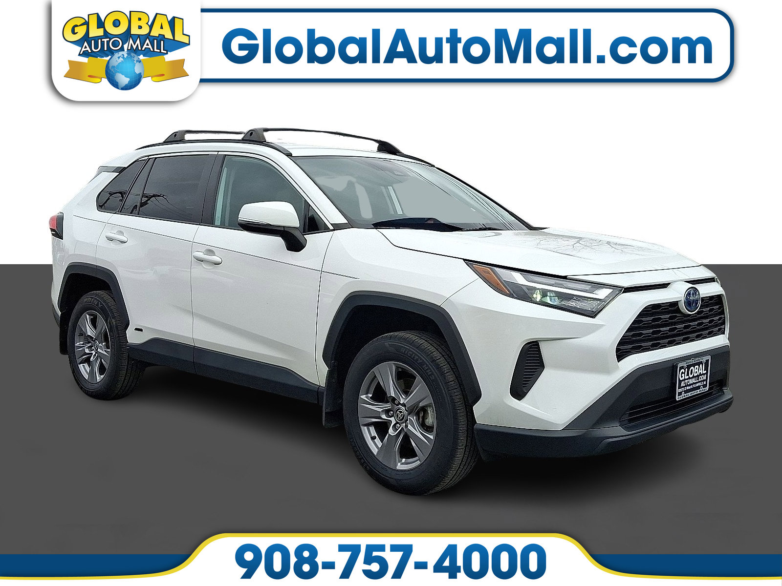 2022 Toyota RAV4 XLE's photo