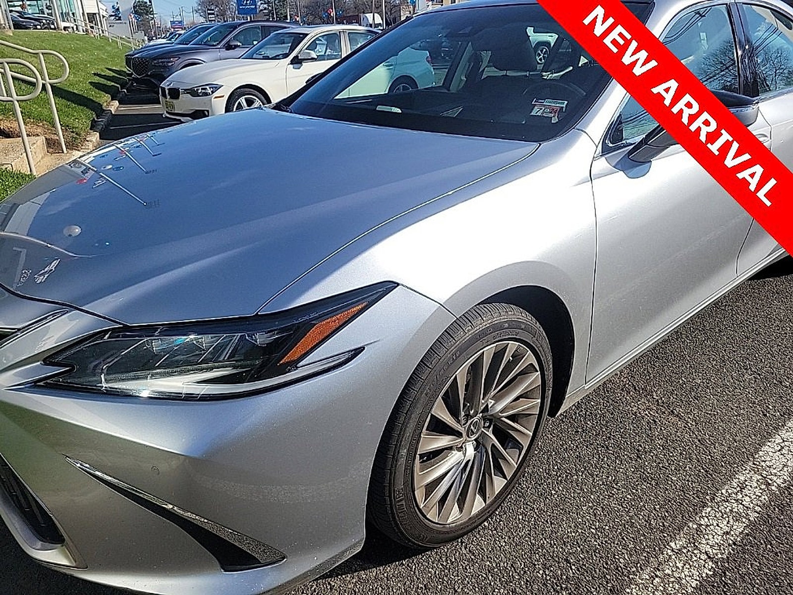 2023 Lexus ES 350 Ultra Luxury's photo