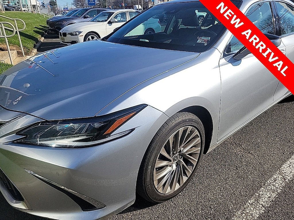 Used 2023 Lexus ES 350 Ultra Luxury Sedan