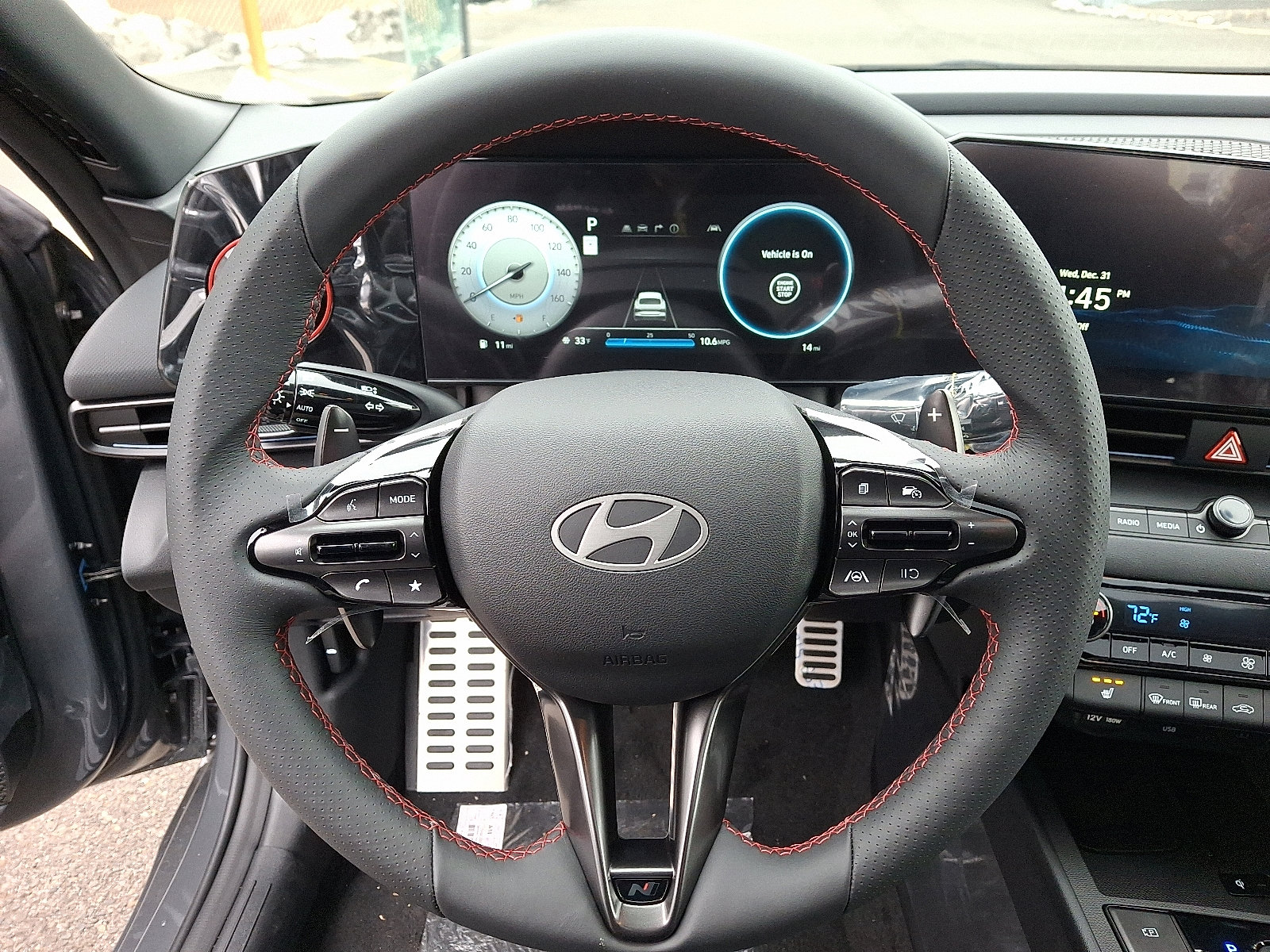 2025 Hyundai Elantra N Line - Photo 16