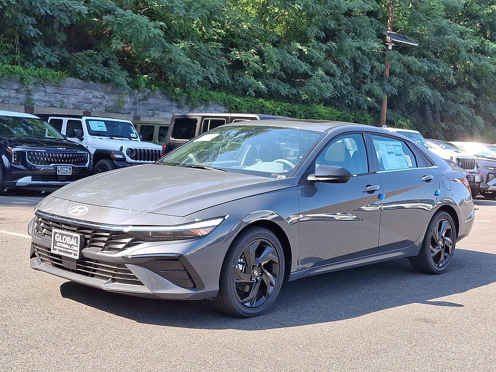New 2026 Hyundai Elantra SEL Sport Sedan