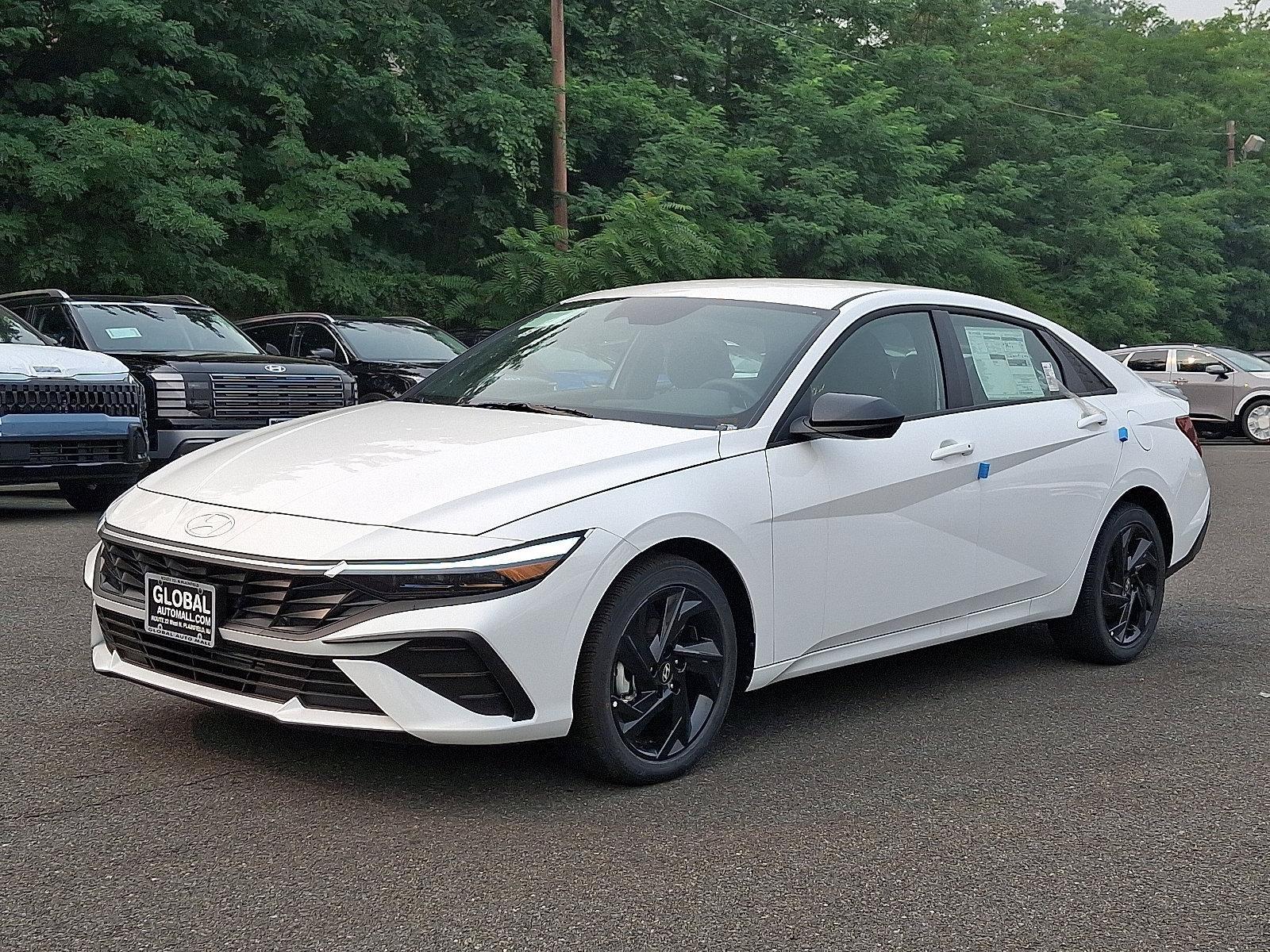 New 2026 Hyundai Elantra SEL Sport Sedan