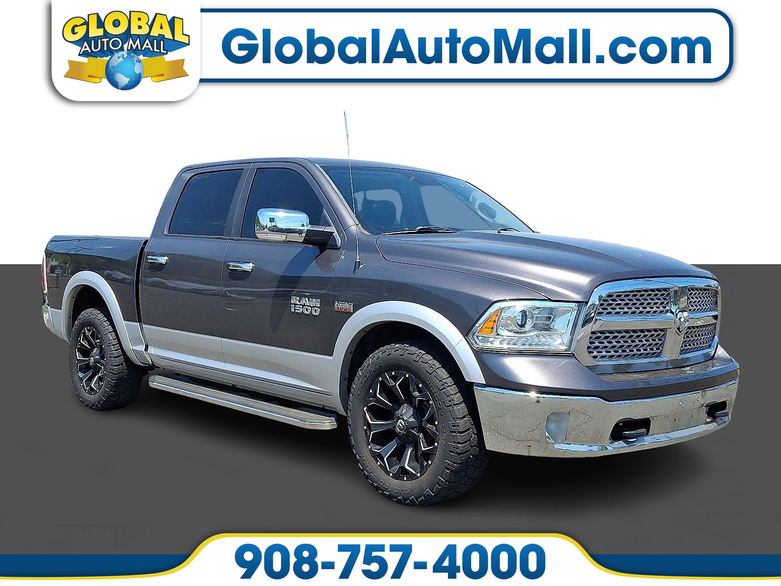 2017 RAM 1500 Laramie 4x4 Crew Cab 5'7's photo