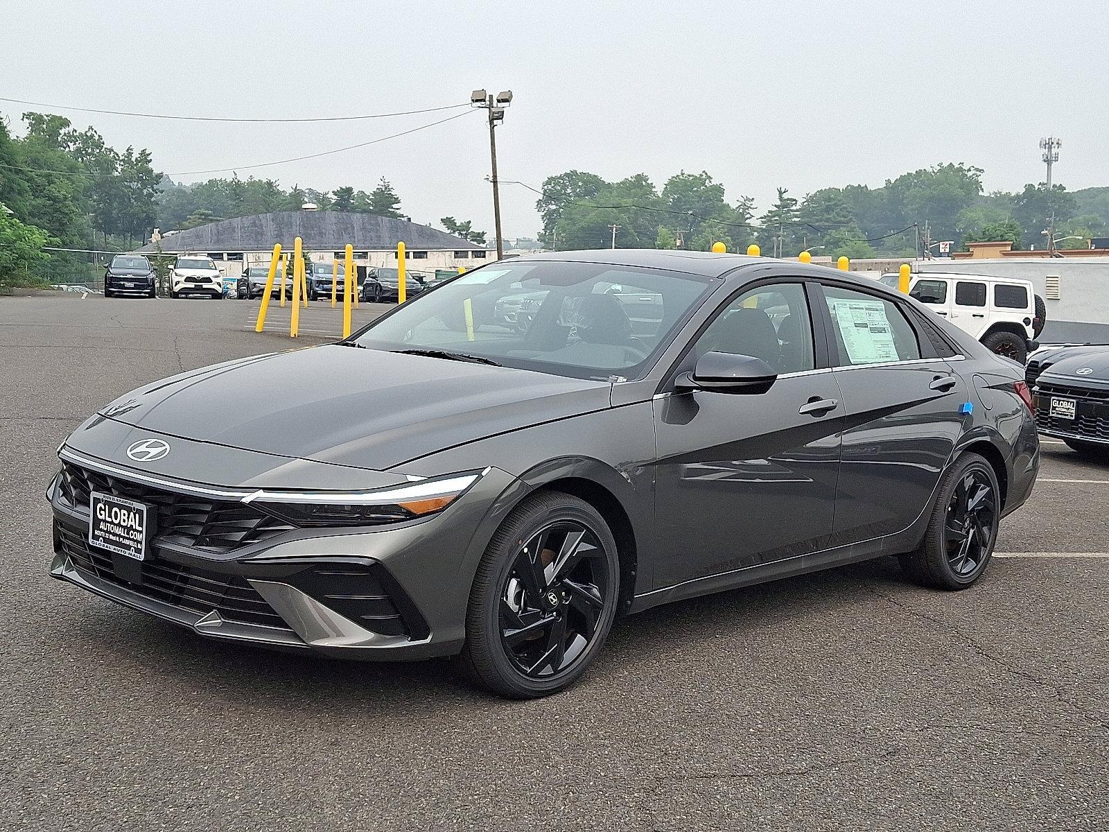 New 2026 Hyundai Elantra SEL Sport Sedan