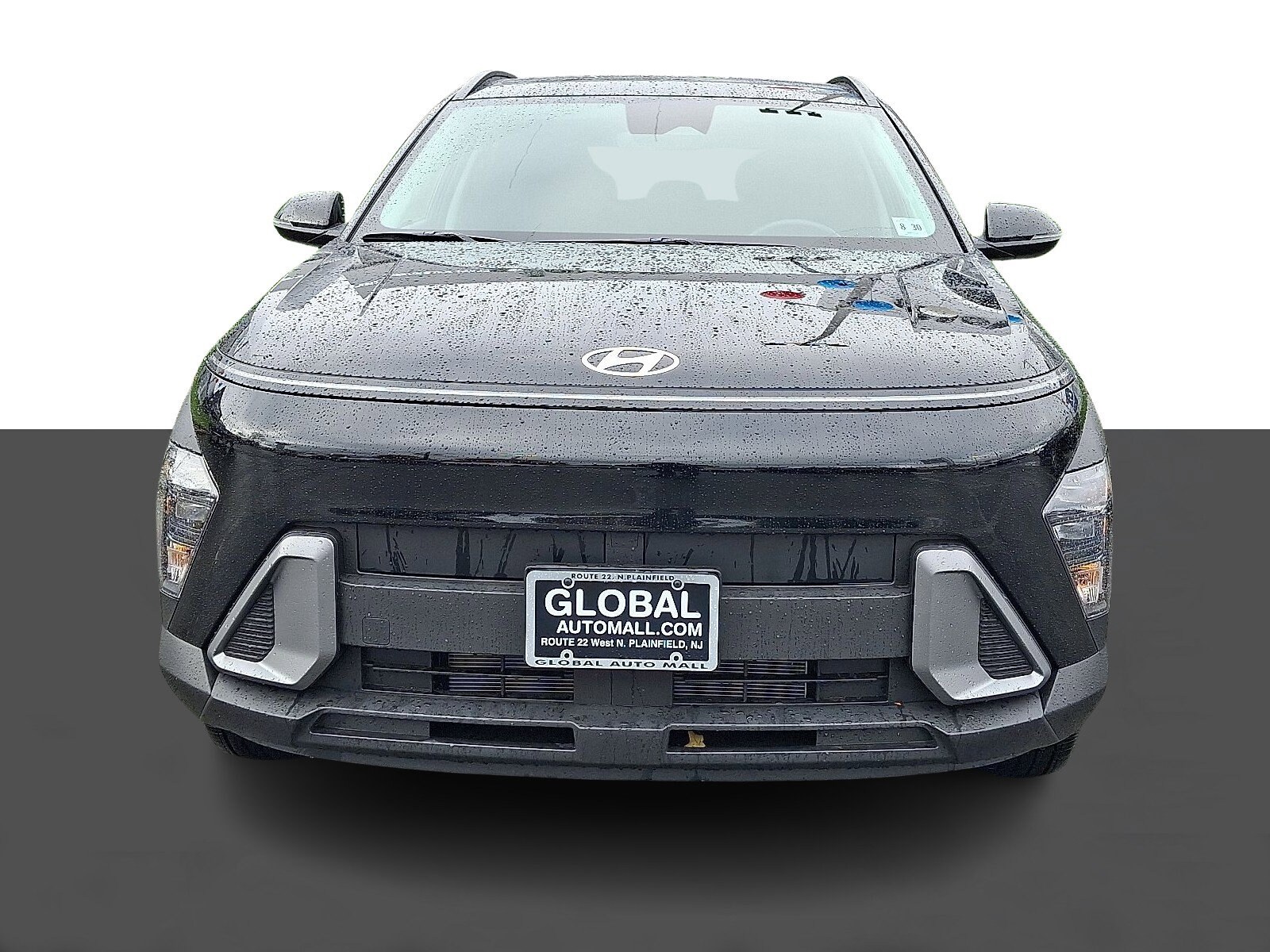 2025 Hyundai Kona SEL photo 2