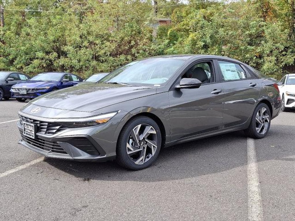 New 2025 Hyundai Elantra SEL Sport Sedan