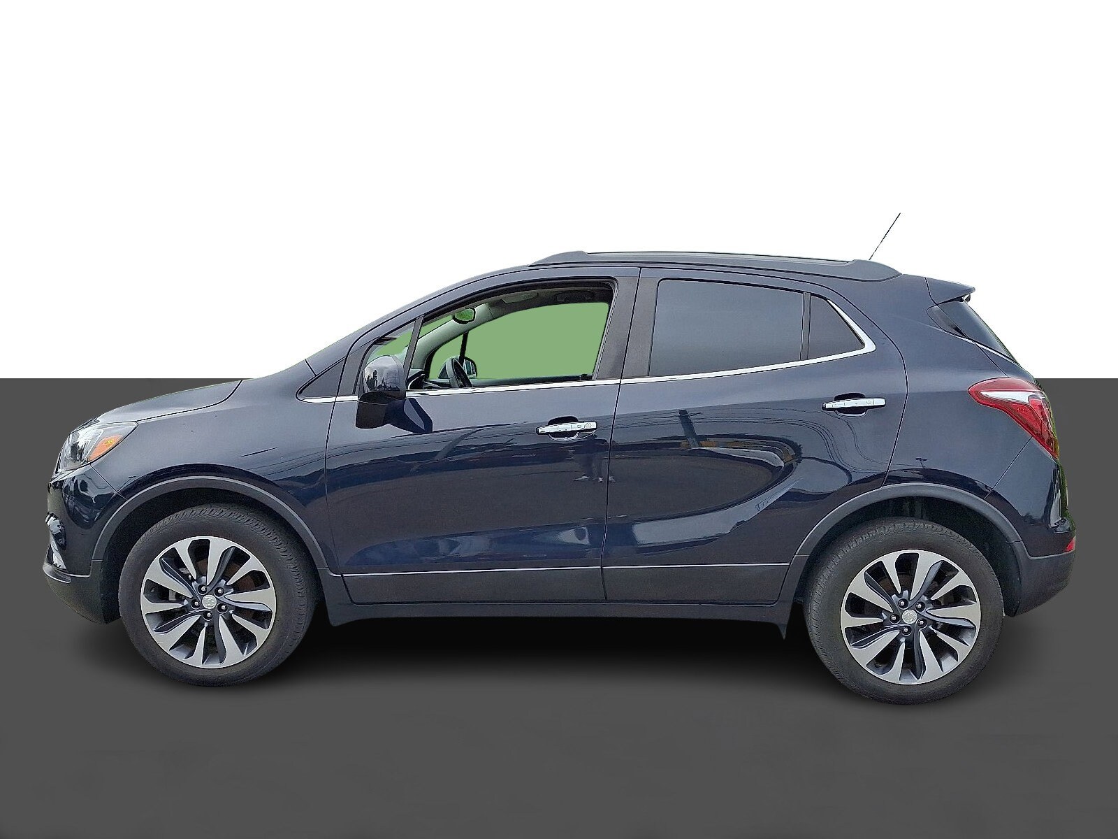 2022 Buick Encore Preferred photo 2