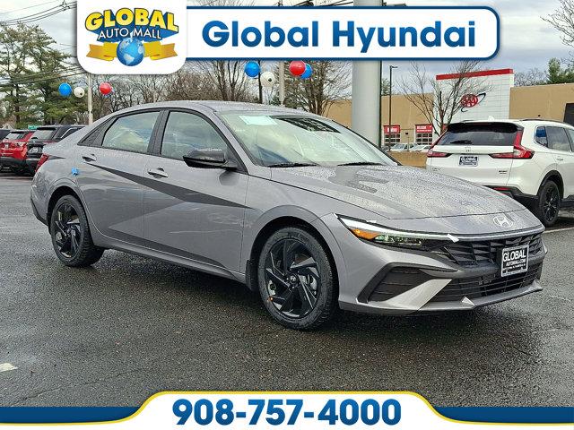 2026 Hyundai Elantra SEL's photo