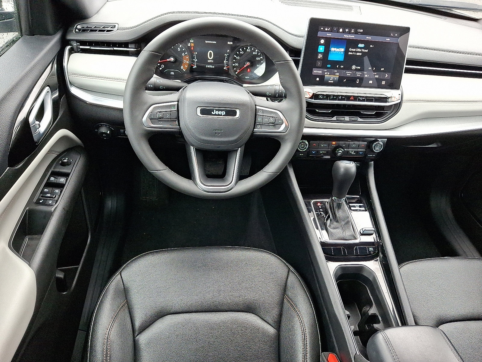 2024 Jeep Compass Limited - Photo 12